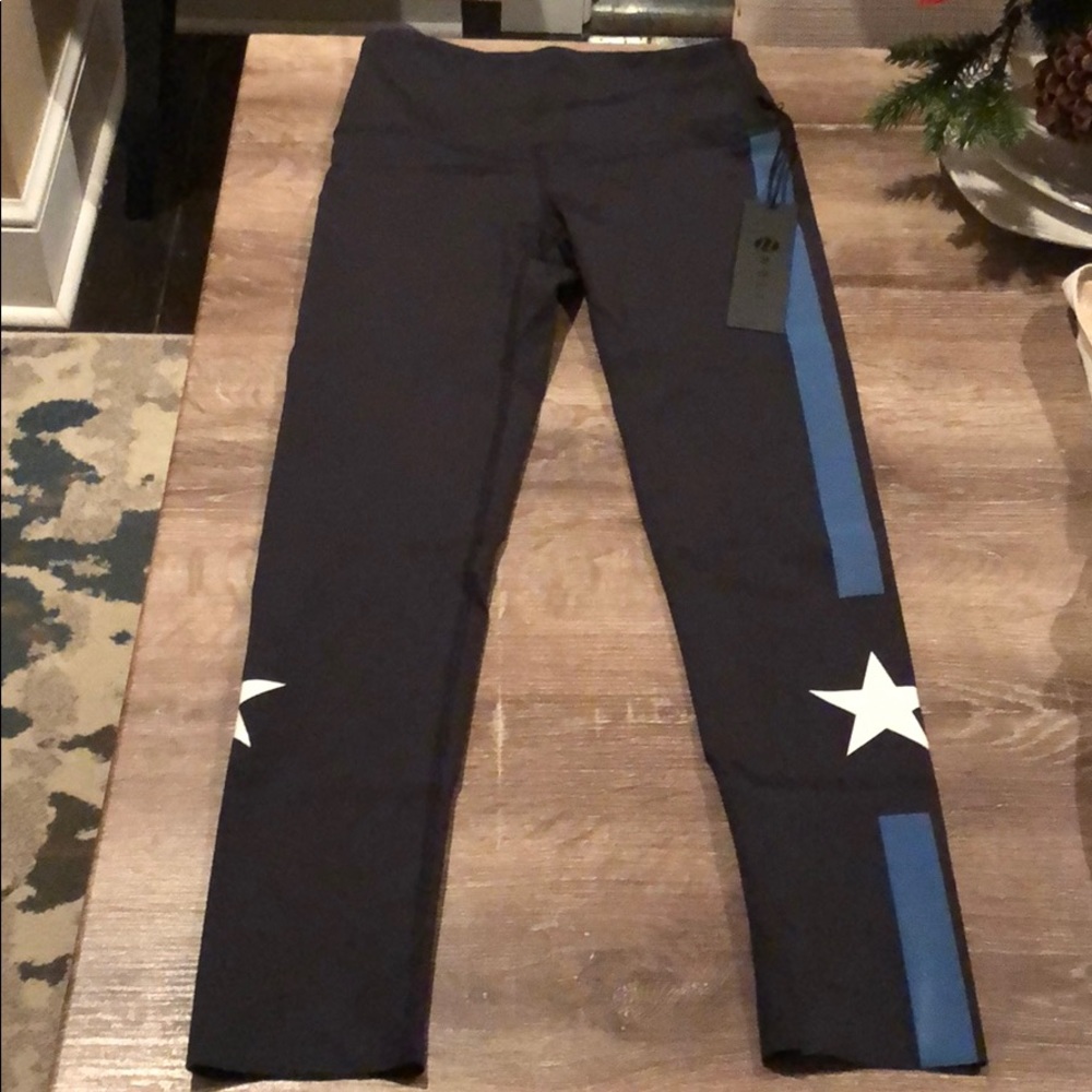 NOLi brand black workout leggings size small